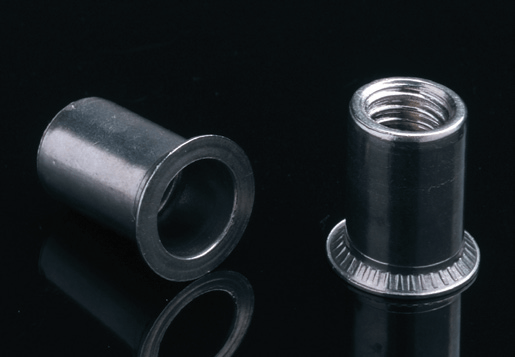 Hindi kinakalawang na asero countersunk head round body plain rivet nuts bukas na uri