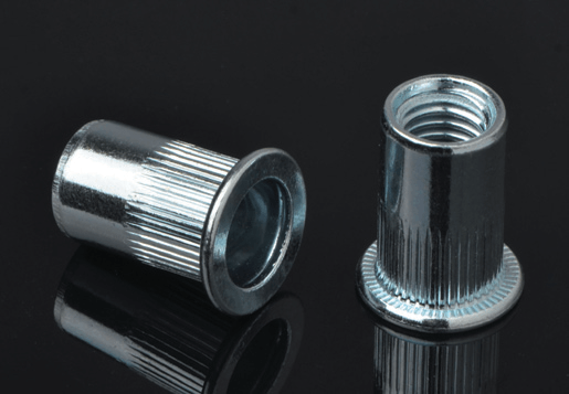 Bakal flat head knurled body rivet nut bukas na uri